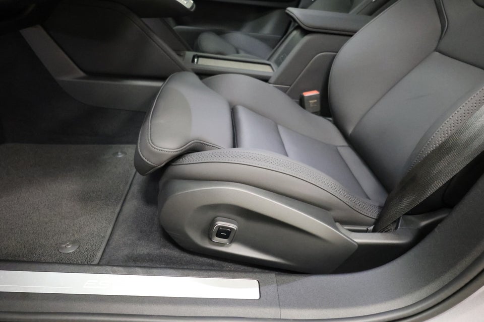Volvo ES90 Extended Range Plus 4d