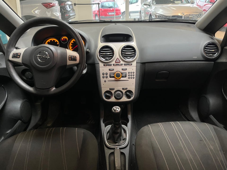 Opel Corsa 1,2 16V Enjoy 5d