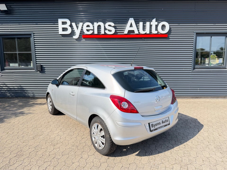 Opel Corsa 1,2 16V Cosmo 3d