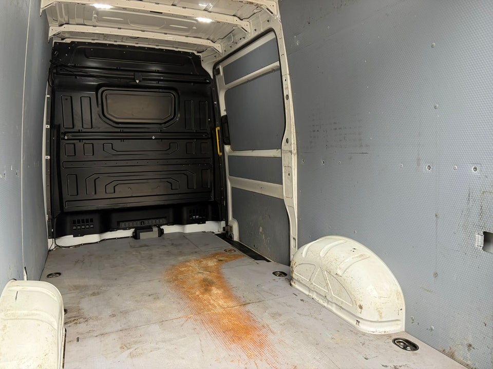 MAN TGE 2,0 3.180 Kassevogn L3H3 aut. FWD