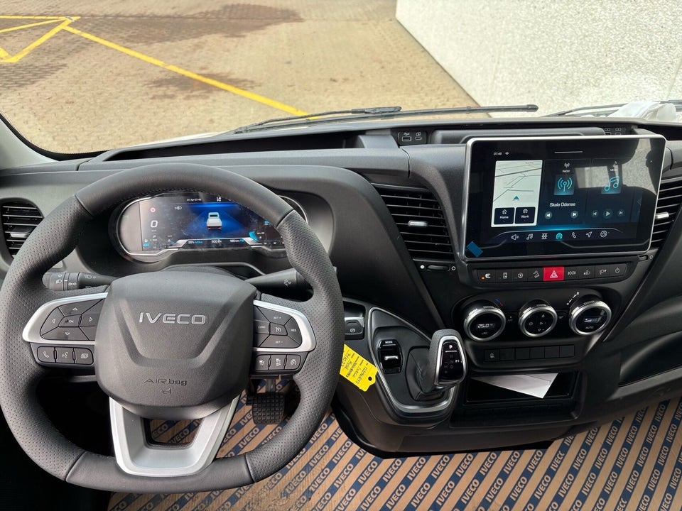 Iveco Daily 3,0 35S18 4100mm Db.Kab AG8