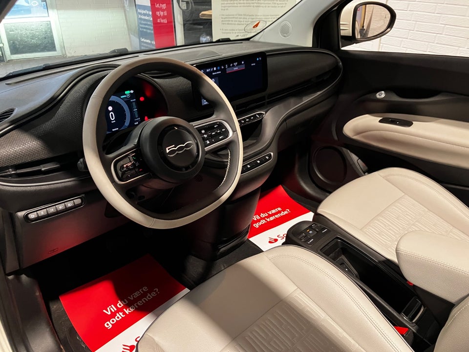 Fiat 500e 42 la Prima Cabrio 2d