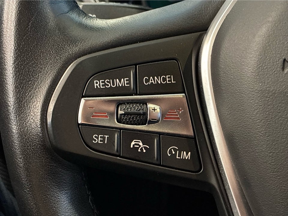 BMW 330e 2,0 Touring Sport Line aut. 5d