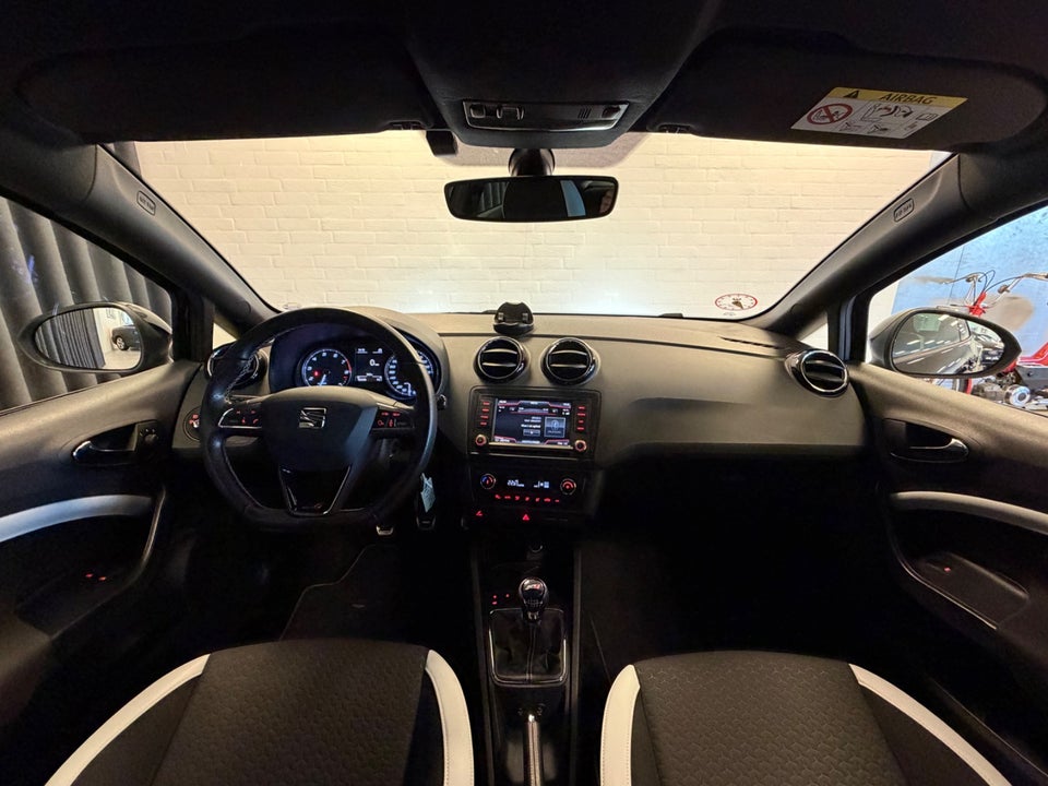 Seat Ibiza 1,8 TSi 192 Cupra SC 3d