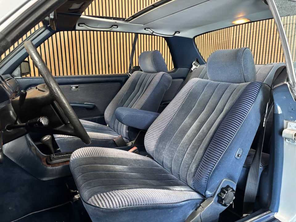 Mercedes 230 CE 2,3 Coupé aut. 2d