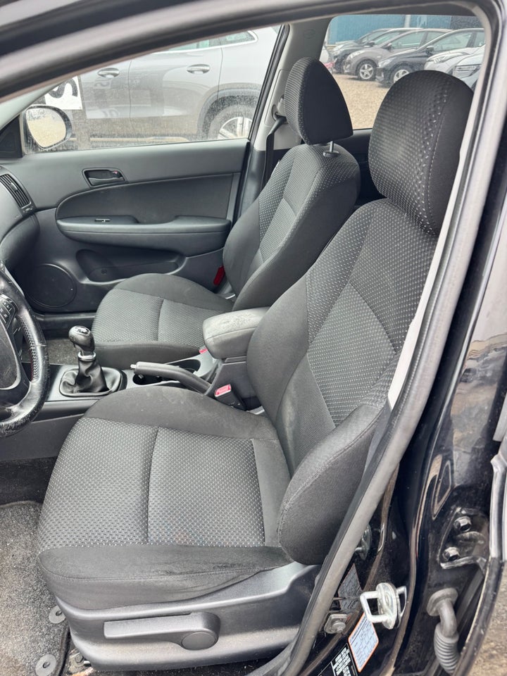 Hyundai i30 1,4 CRDi 90 Comfort CW 5d