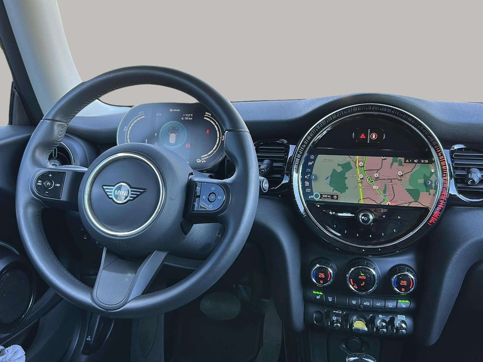 MINI Cooper SE Classic Trim 3d