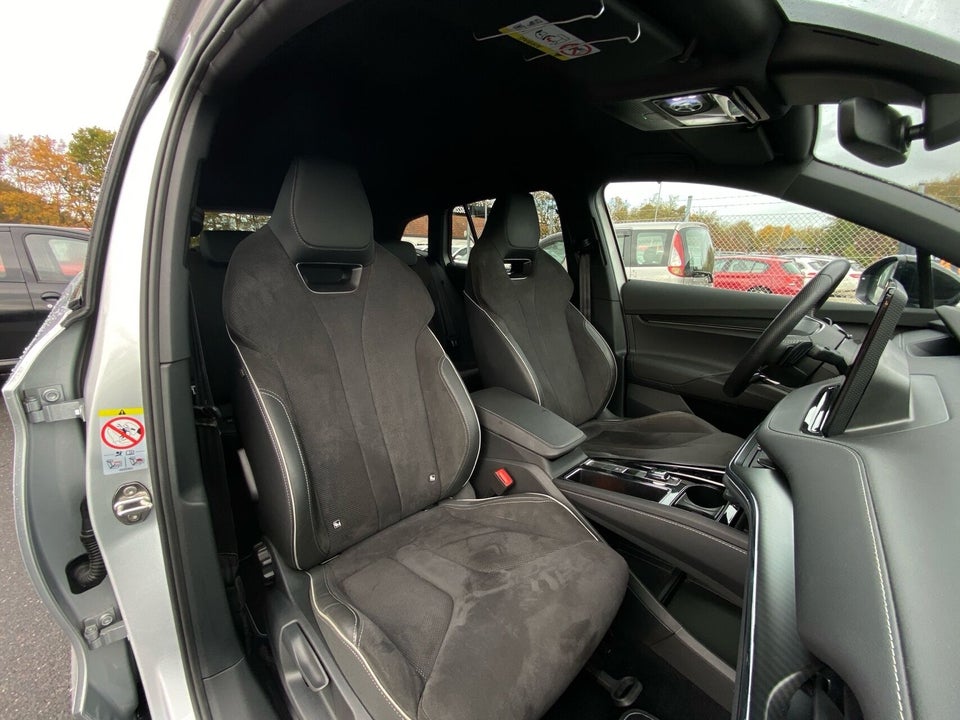 Skoda Enyaq 80x iV Plus 5d