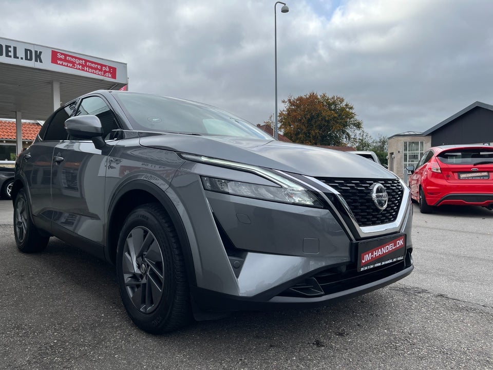 Nissan Qashqai 1,3 mHEV Acenta Van 5d
