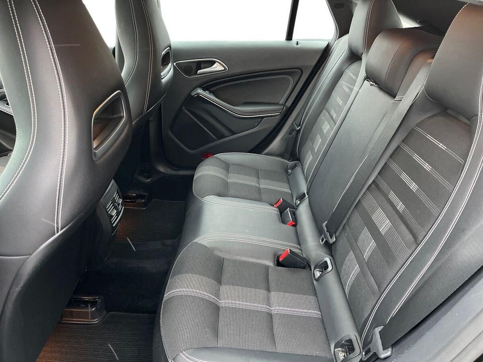 Mercedes CLA200 1,6 Shooting Brake aut. 5d