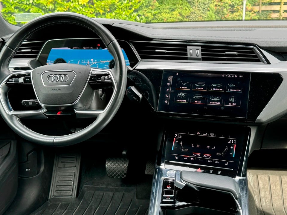 Audi e-tron 55 S-line Sportback quattro 5d