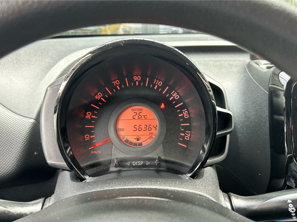 Citroën C1 1,0 VTi Shine 5d