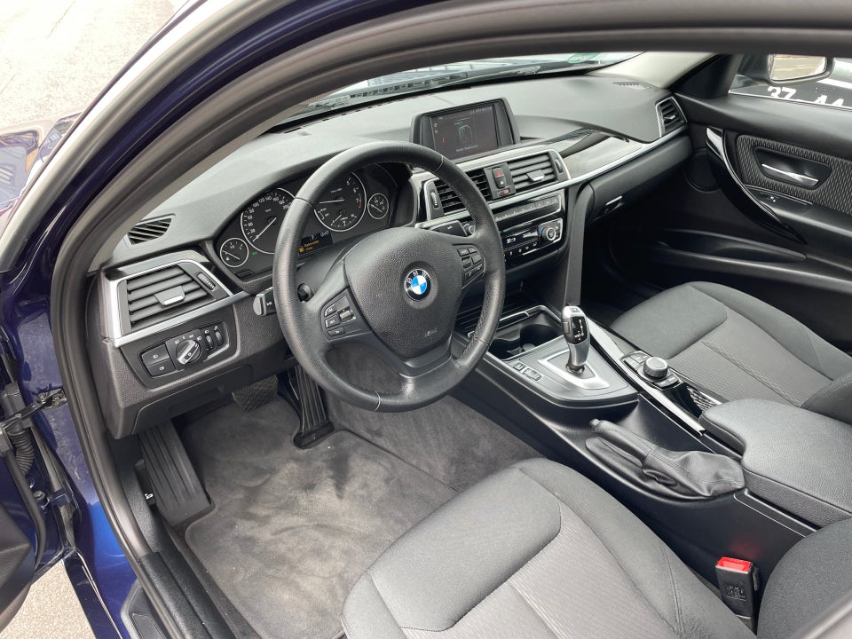 BMW 320i 2,0 Executive aut. 4d