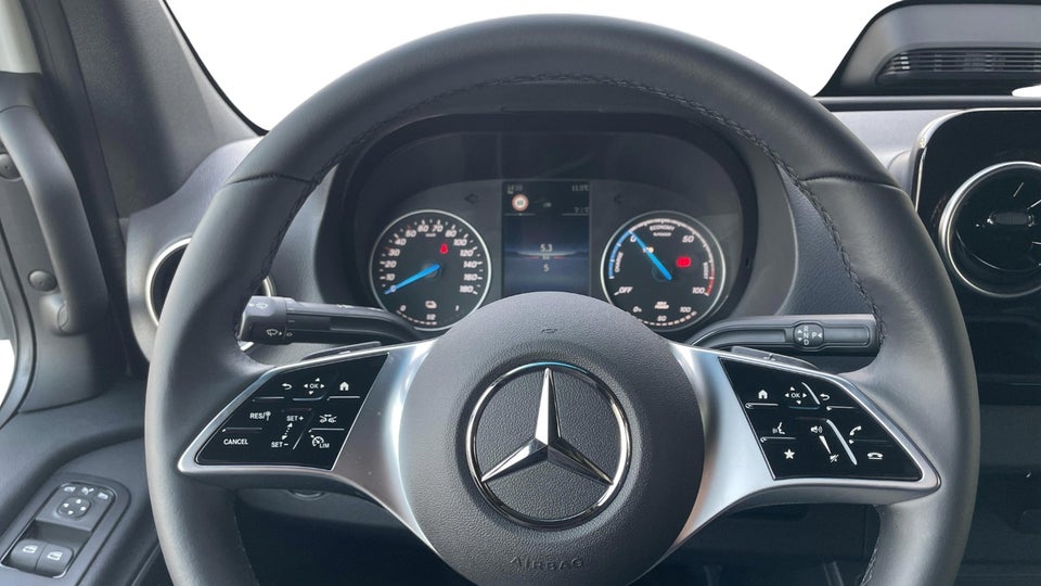 Mercedes eSprinter 414 56 A2 Kassevogn PRO