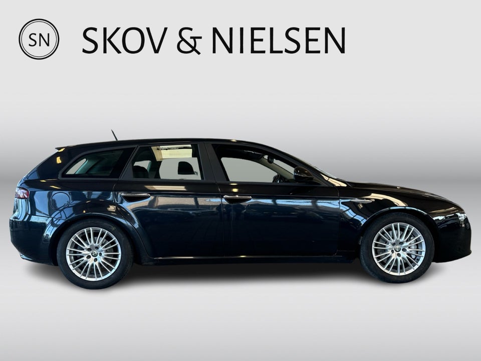 Alfa Romeo 159 1,75 TBi Distinctive Sportwagon 5d
