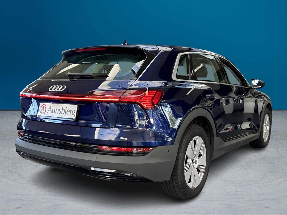 Audi e-tron 50 quattro 5d