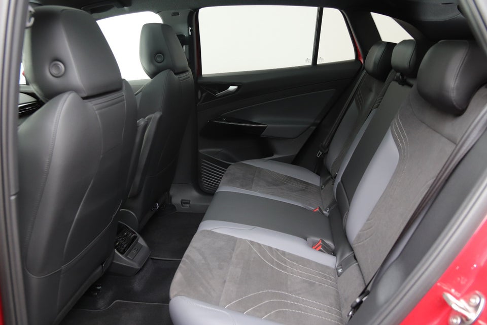 VW ID.4 77 Pro Performance 5d