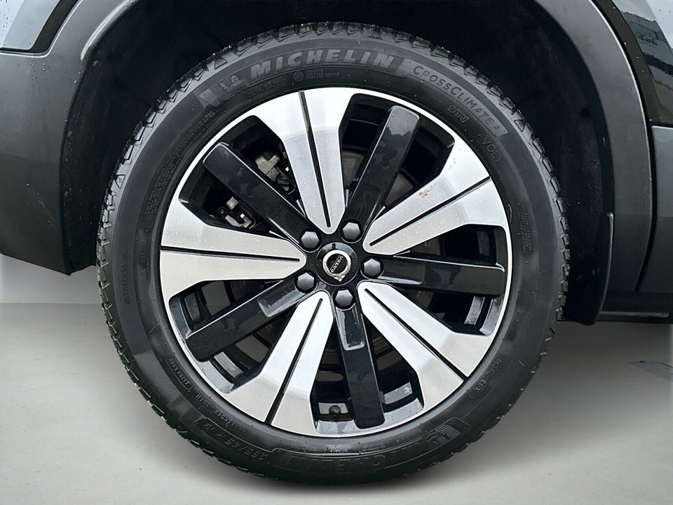 Volvo XC40 ReCharge Twin Plus 5d