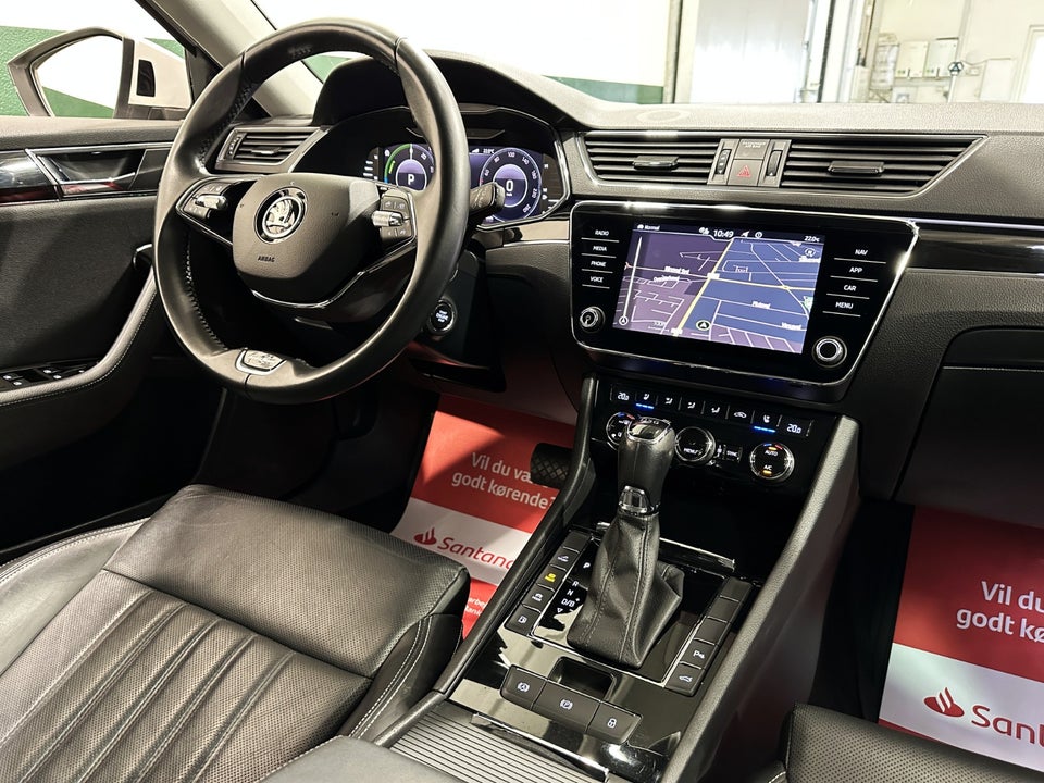 Skoda Superb 1,4 TSi iV Laurin & Klement Combi DSG 5d