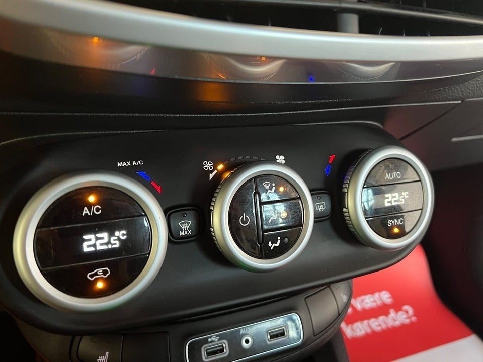 Fiat 500X 1,6 MJT 120 Lounge DCT 5d