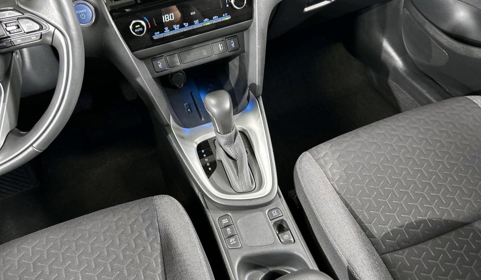 Toyota Yaris Cross 1,5 Hybrid Active Tech e-CVT 5d