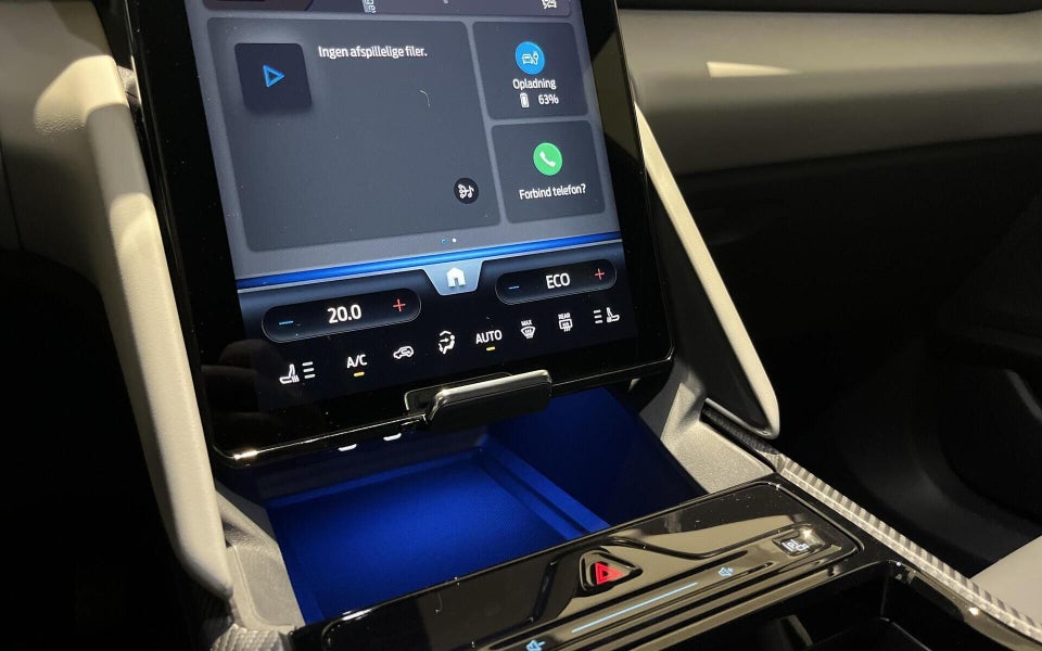 Ford Explorer 82 Premium Extended Range 5d