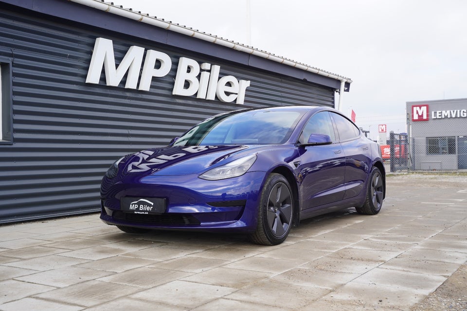 Tesla Model 3 RWD 4d