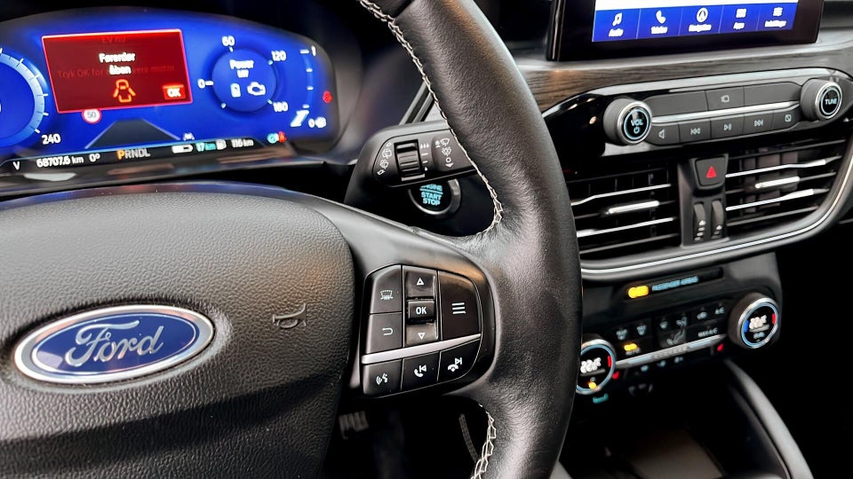 Ford Kuga 2,5 PHEV Vignale CVT 5d