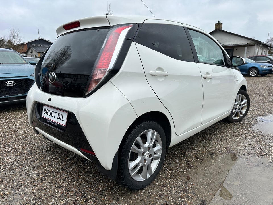 Toyota Aygo 1,0 VVT-i x-cellence 5d