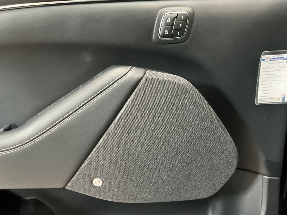 Ford Mustang Mach-E 68 Standard Range 5d