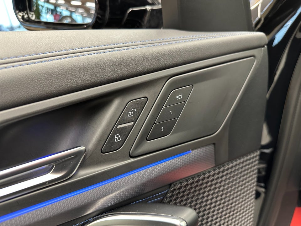 BMW iX1 eDrive20 M-Sport Pro 5d