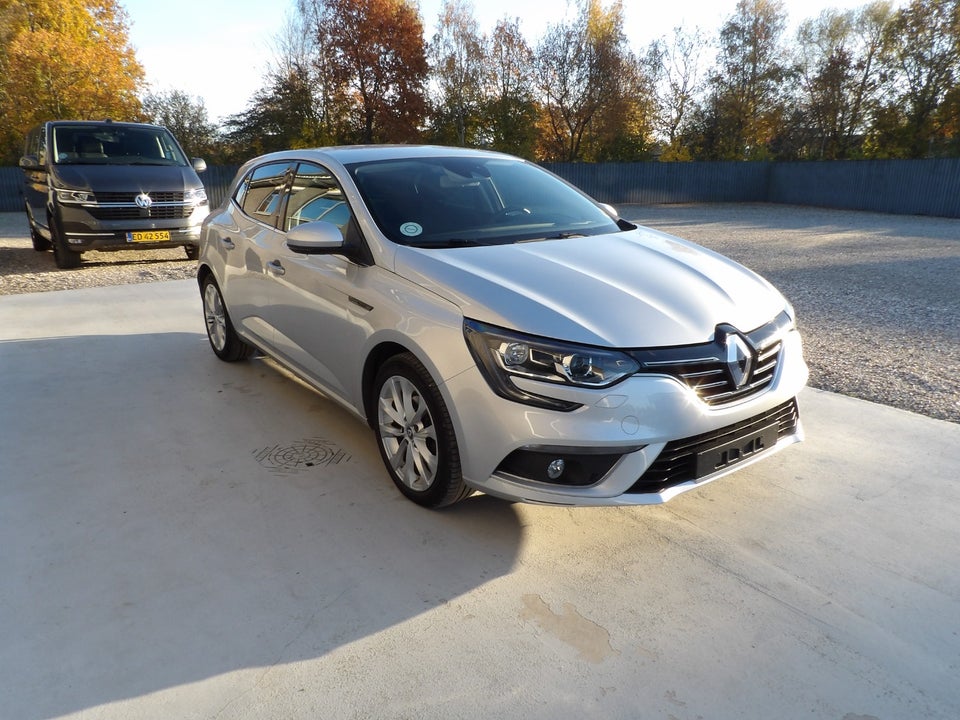 Renault Megane IV 1,2 TCe 130 Bose Edition 5d