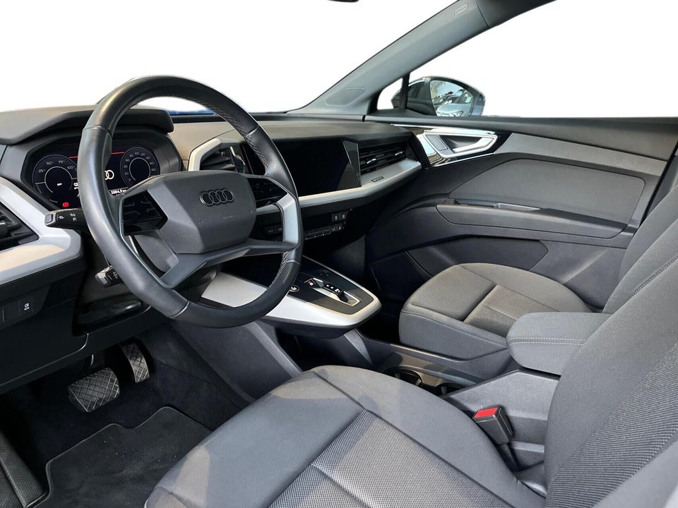 Audi Q4 e-tron 45 Progress 5d