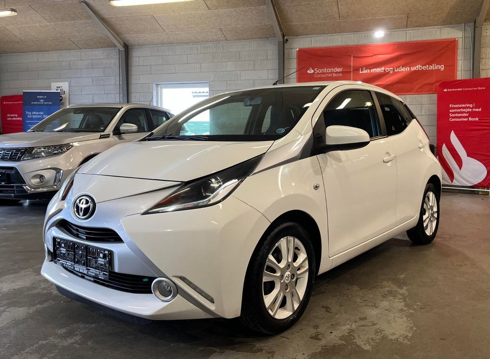 Toyota Aygo 1,0 VVT-i x-pure 5d