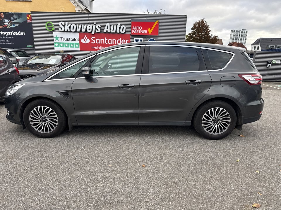 Ford S-MAX 2,0 EcoBlue Titanium aut. 5d
