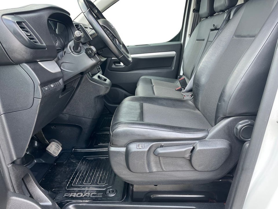 Toyota ProAce 2,0 D 177 Long Comfort Master aut. 5d