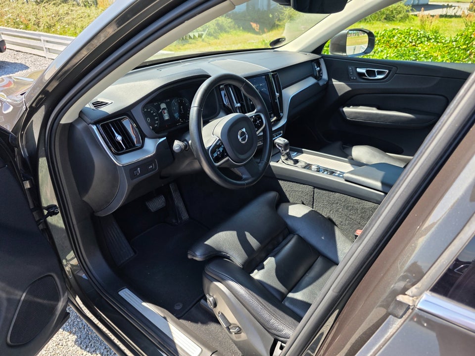 Volvo XC60 2,0 T5 250 Inscription aut. 5d