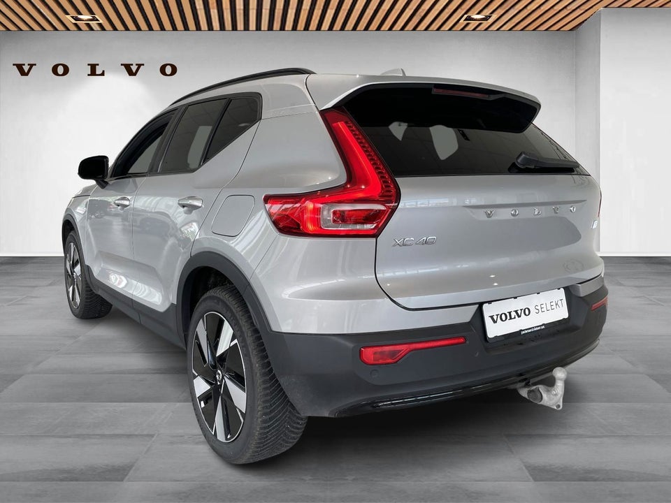 Volvo XC40 ReCharge Twin Plus 5d