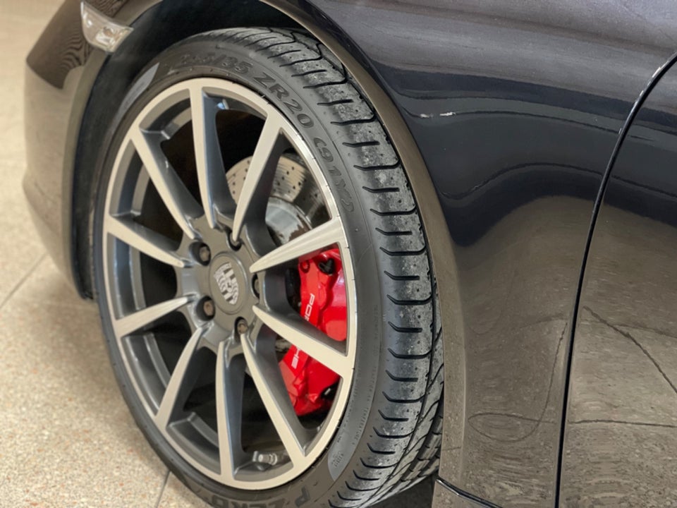 Porsche 911 Carrera 4S 3,8 Cabriolet PDK 2d