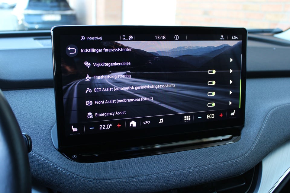 Skoda Enyaq 60 iV Clever Loft 5d