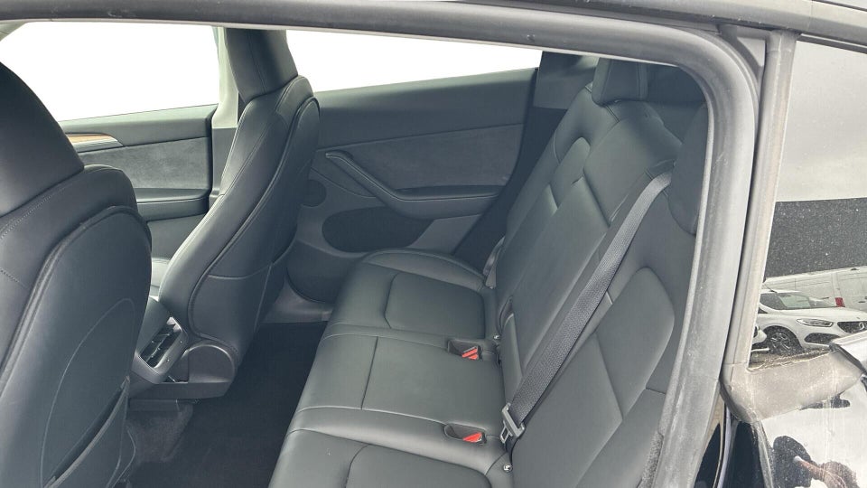 Tesla Model Y Performance AWD 5d