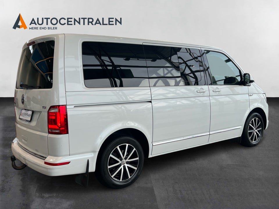 VW Multivan 2,0 TDi 150 Highline DSG kort