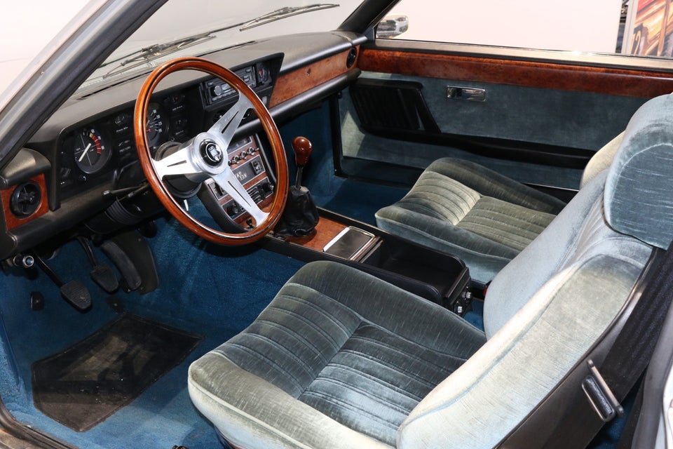 Fiat 130 3,2 Coupé 2d