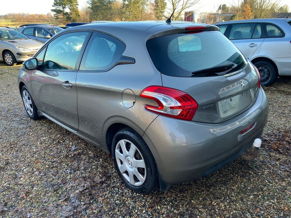 Peugeot 208 1,4 HDi 68 Active 3d