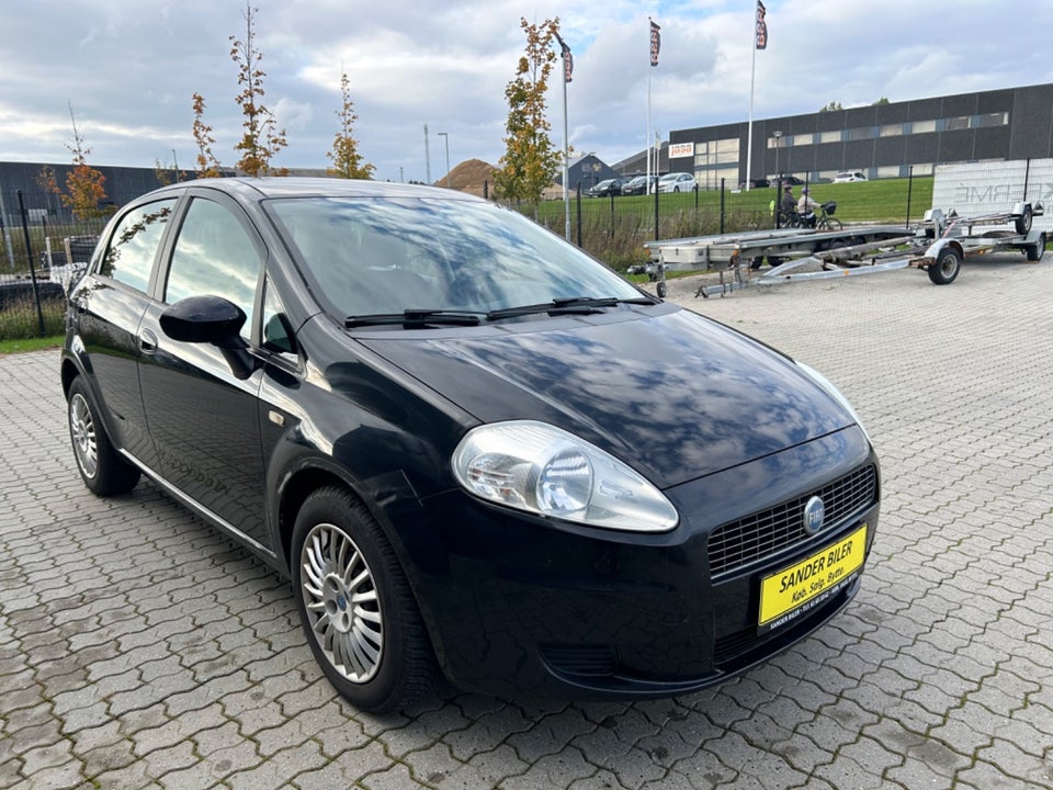 Fiat Grande Punto 1,4 Active 5d