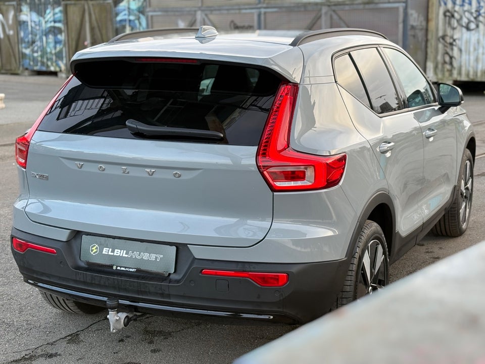 Volvo EX40 Extended Range Core 5d