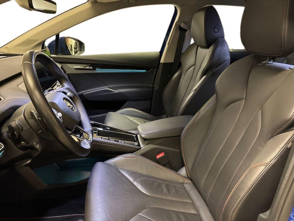 Skoda Enyaq 60 iV Plus 5d