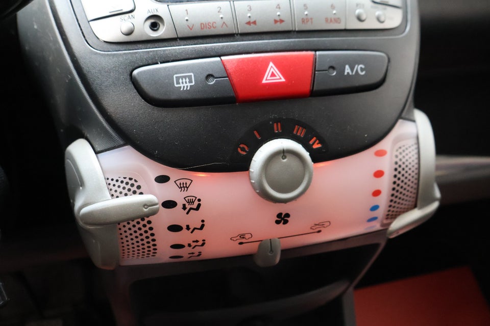 Peugeot 107 1,0 Cool 5d