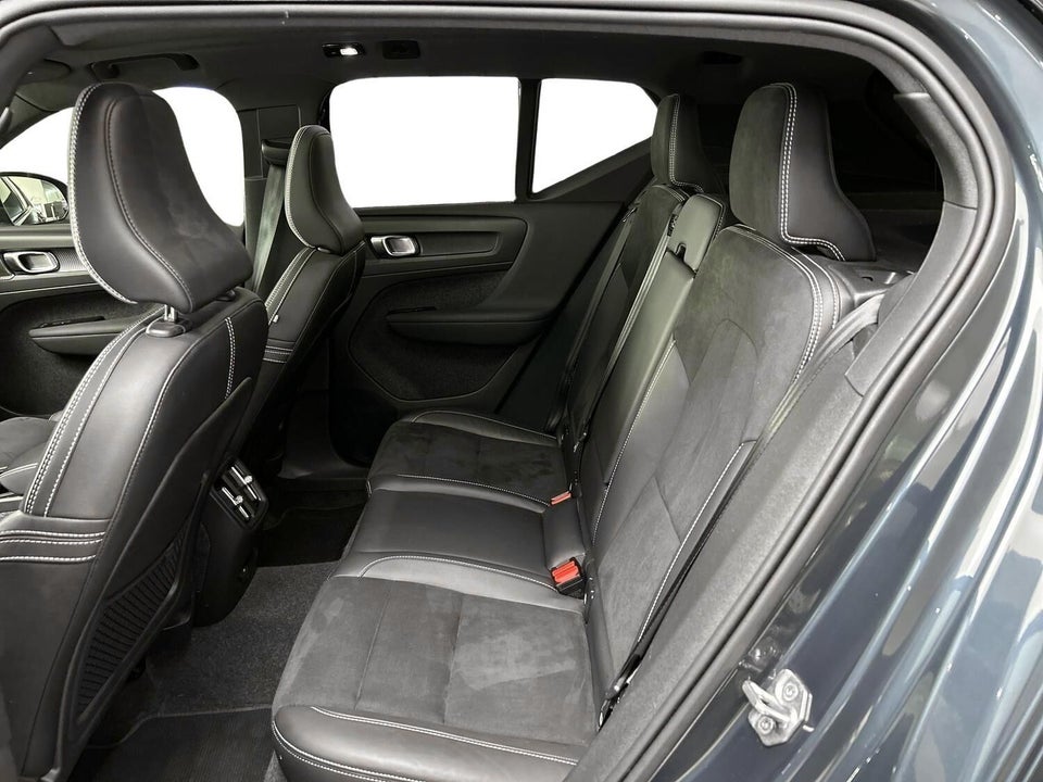 Volvo XC40 P8 ReCharge Twin Pro 5d