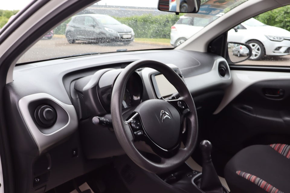 Citroën C1 1,2 PureTech Shine 5d